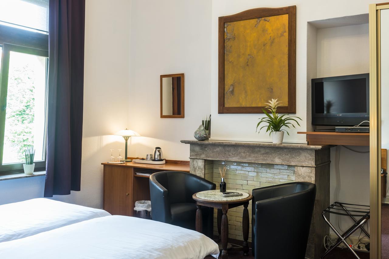 Hostellerie Lou Pahou Ronse Luaran gambar